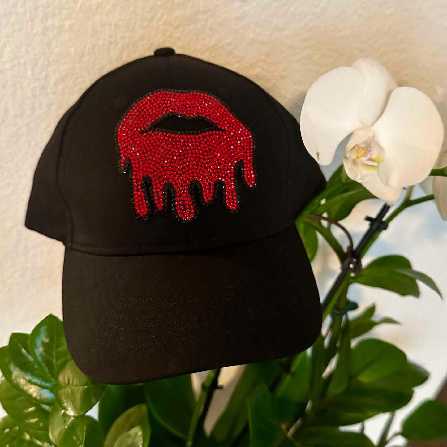 Hat 🧢 Lips 👄